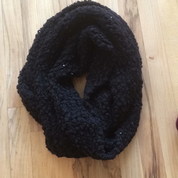 Infinity scarf bundle - Picture 3 of 3